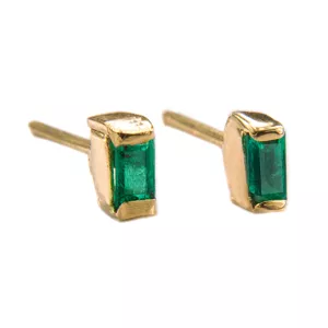 ARETES EN ORO DE 18K CON ESMERALDAS TALLA RECTANGULAR